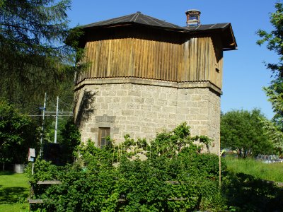 Risanamento della torre dell’acqua presso la stazione di Monguelfo