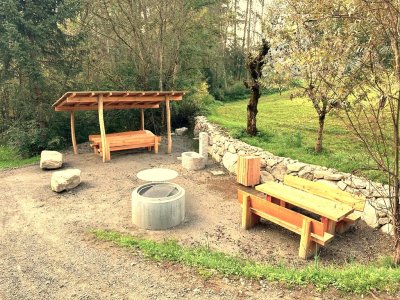 Costruzione di una zona ricreativa locale a Vallarga