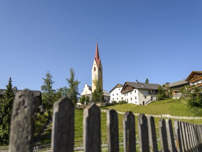 Lavori di restauro della chiesa parrocchiale di Tesido